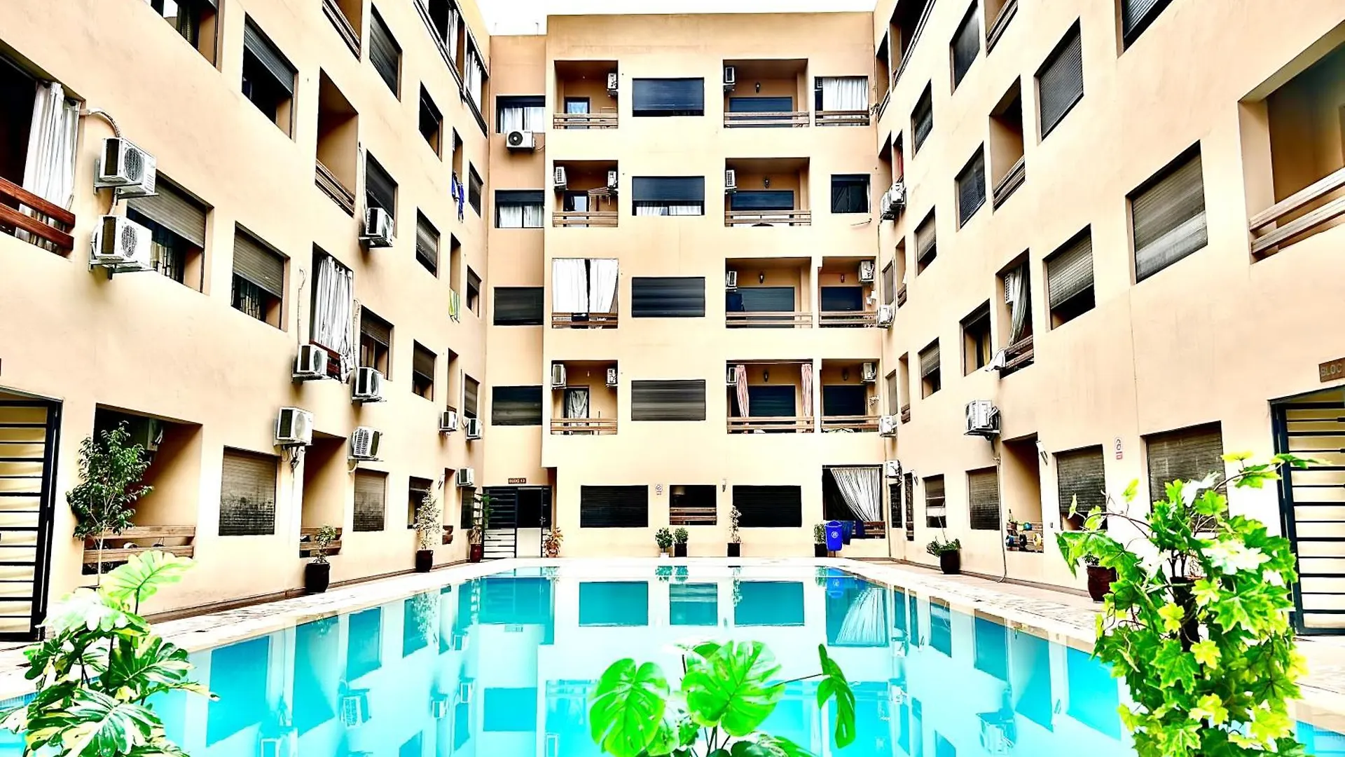 Le Coup De Coeur De Gueliz Avec Piscine Et Parking Apartment Marrakesh 0*,